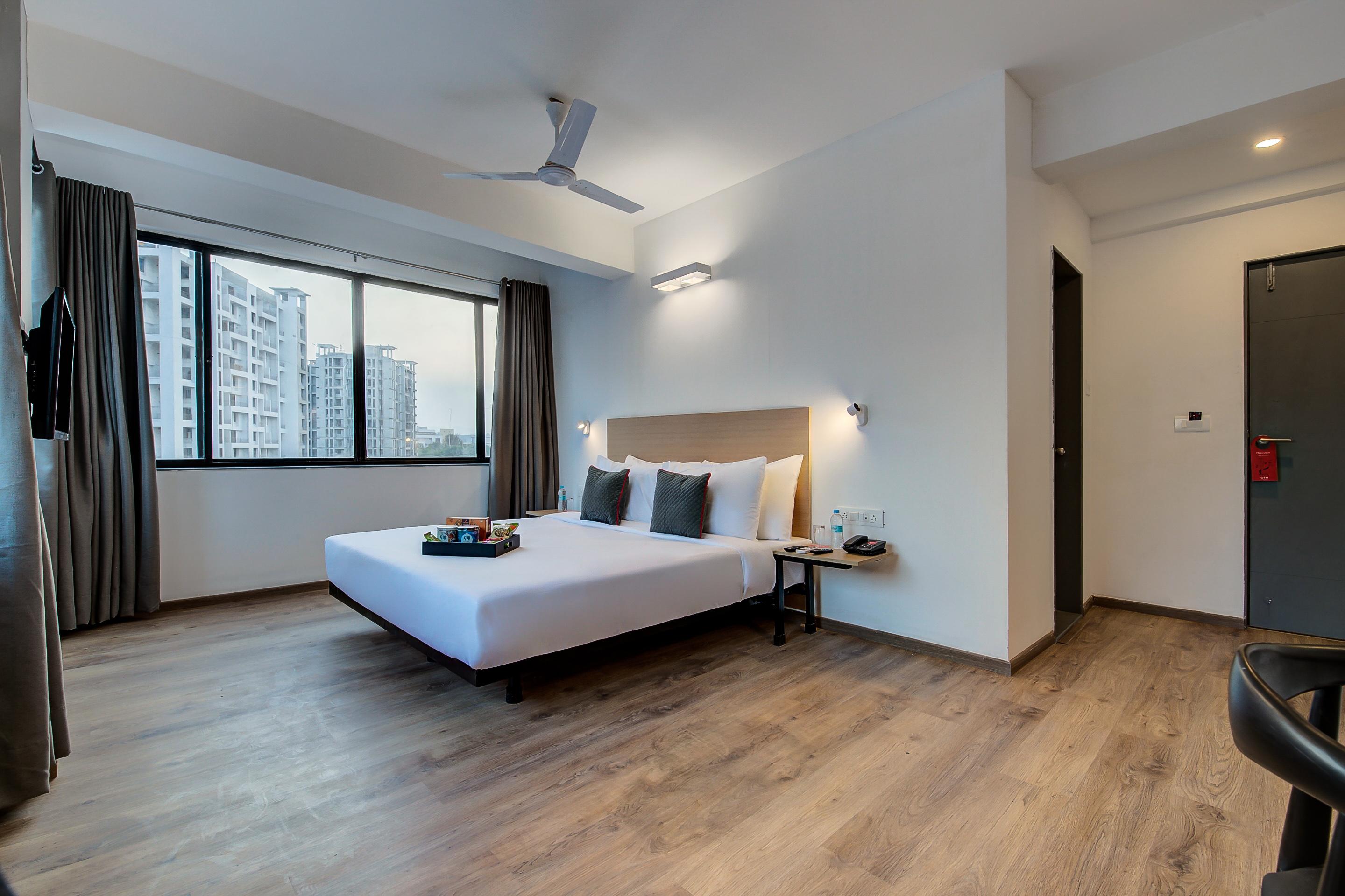 Oyo Townhouse 048 Hadapsar Hotel Phursungi ภายนอก รูปภาพ