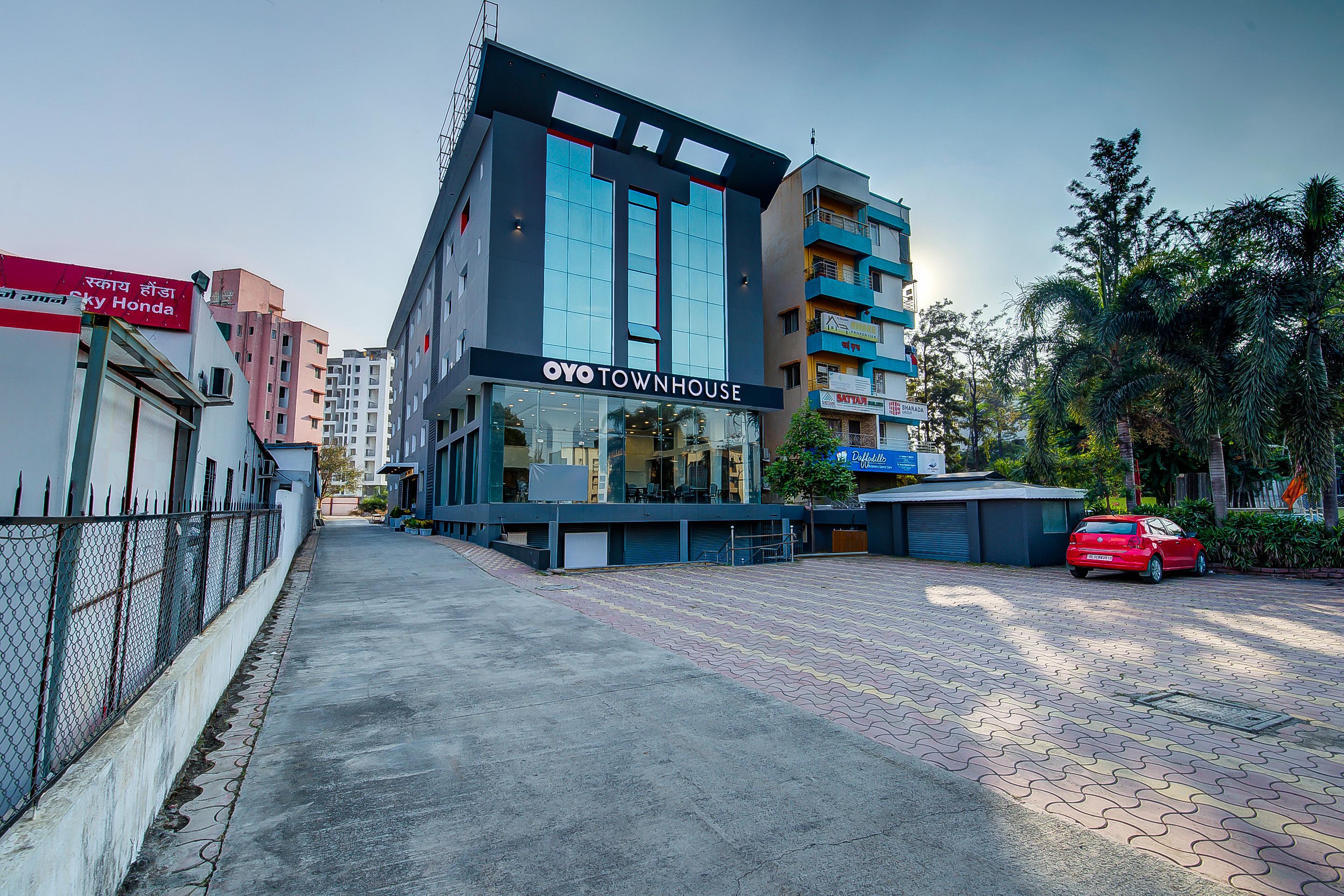 Oyo Townhouse 048 Hadapsar Hotel Phursungi ภายนอก รูปภาพ