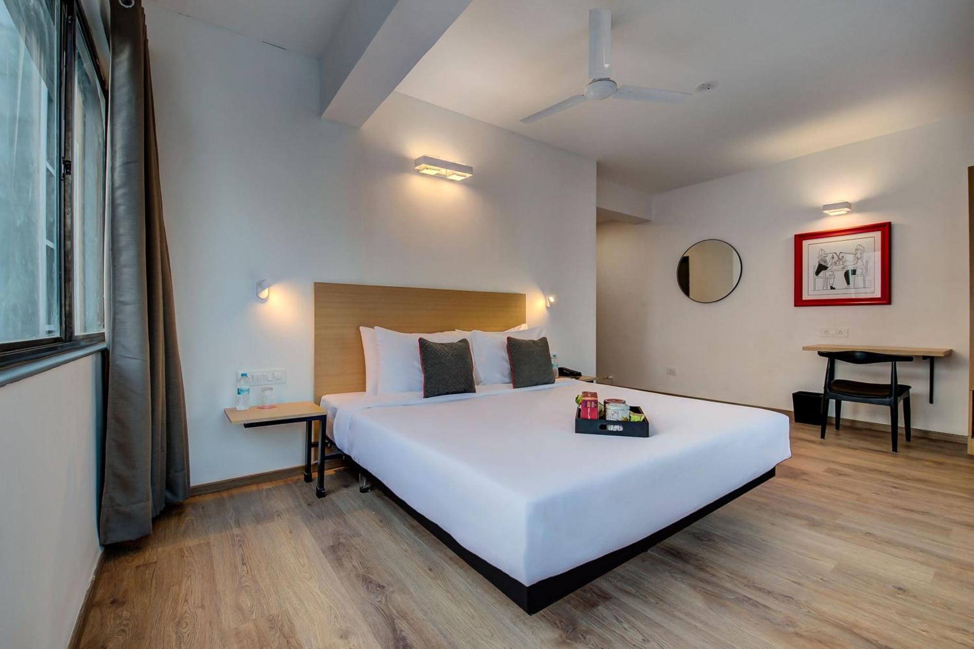 Oyo Townhouse 048 Hadapsar Hotel Phursungi ภายนอก รูปภาพ
