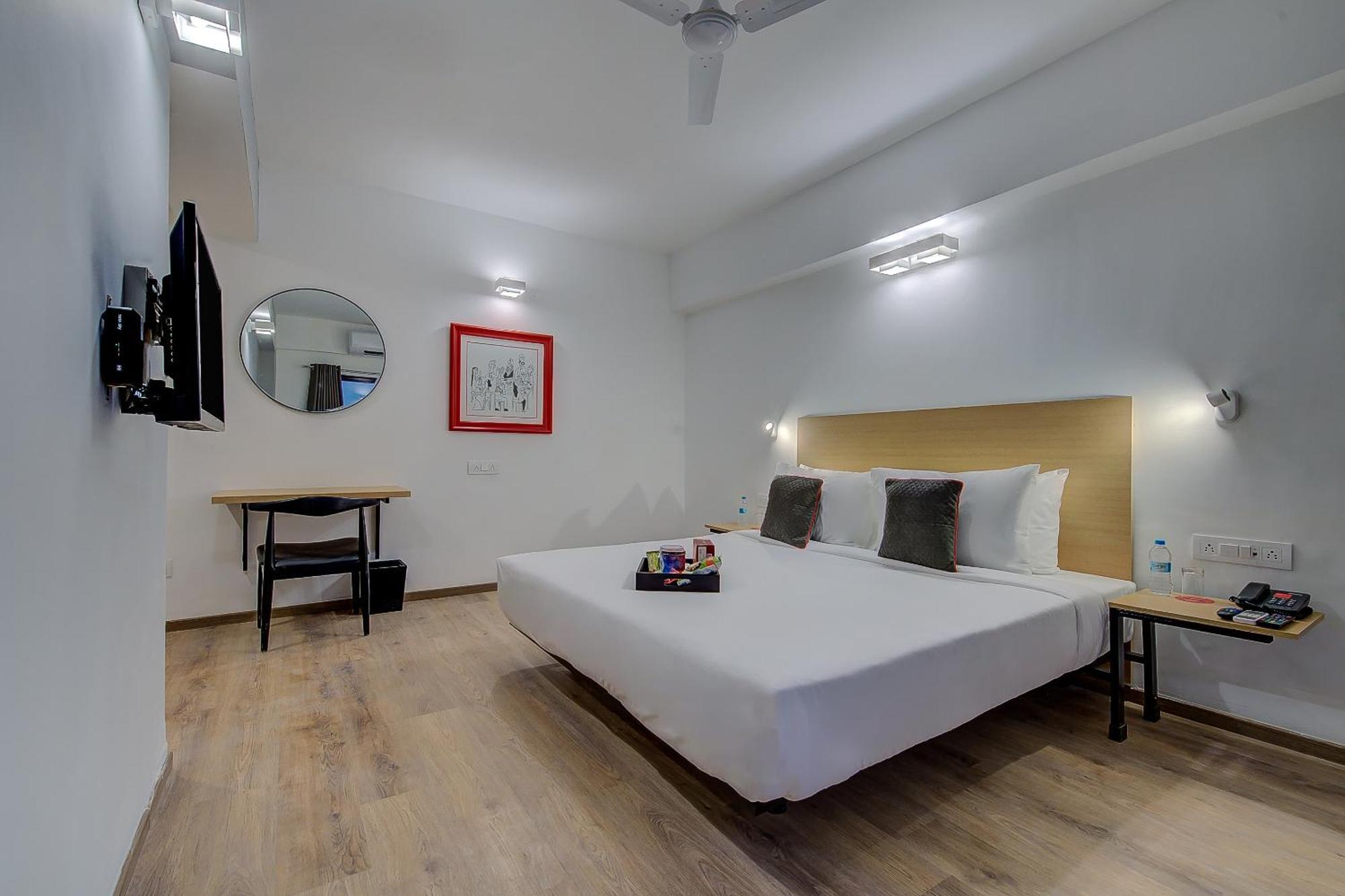 Oyo Townhouse 048 Hadapsar Hotel Phursungi ภายนอก รูปภาพ