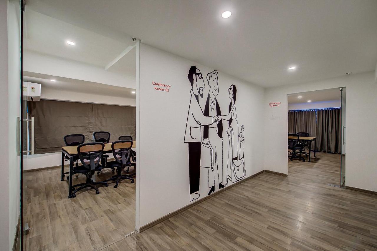 Oyo Townhouse 048 Hadapsar Hotel Phursungi ภายนอก รูปภาพ